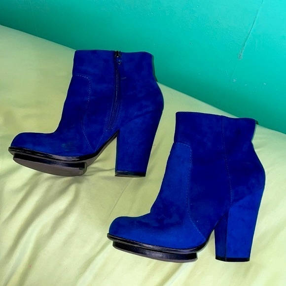 Zara Shoes - Zara Royal blue boots